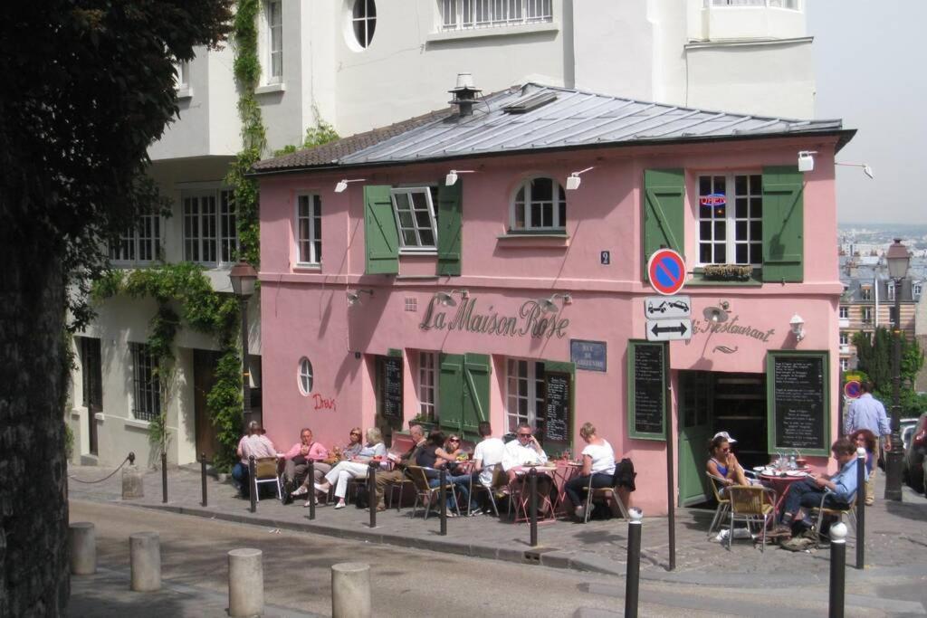 Charming Apartment In Montmartre Paris Exterior foto